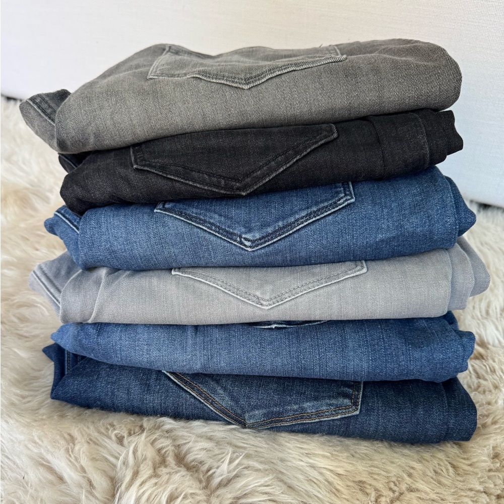6 Pairs Banana Republic Jeans! (Sold as Lot)